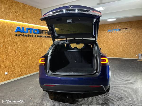 Tesla Model X 100D - 41