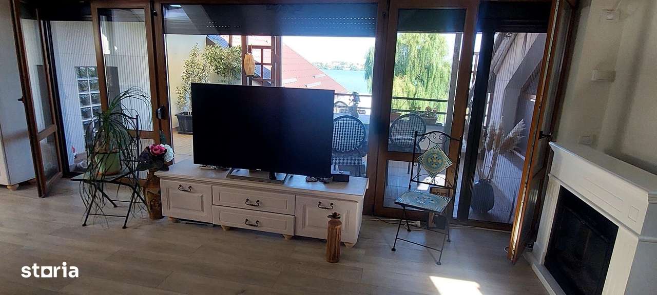 Apartament superb 3 camere gradina pe lac Damaroaia-10