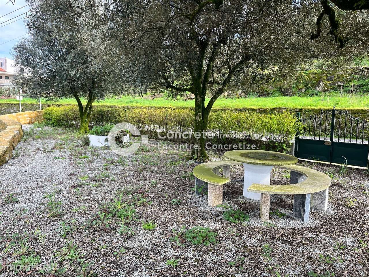 Ruína em pedra com terreno em Cossourado, Barcelos - Grande imagem: 4/18