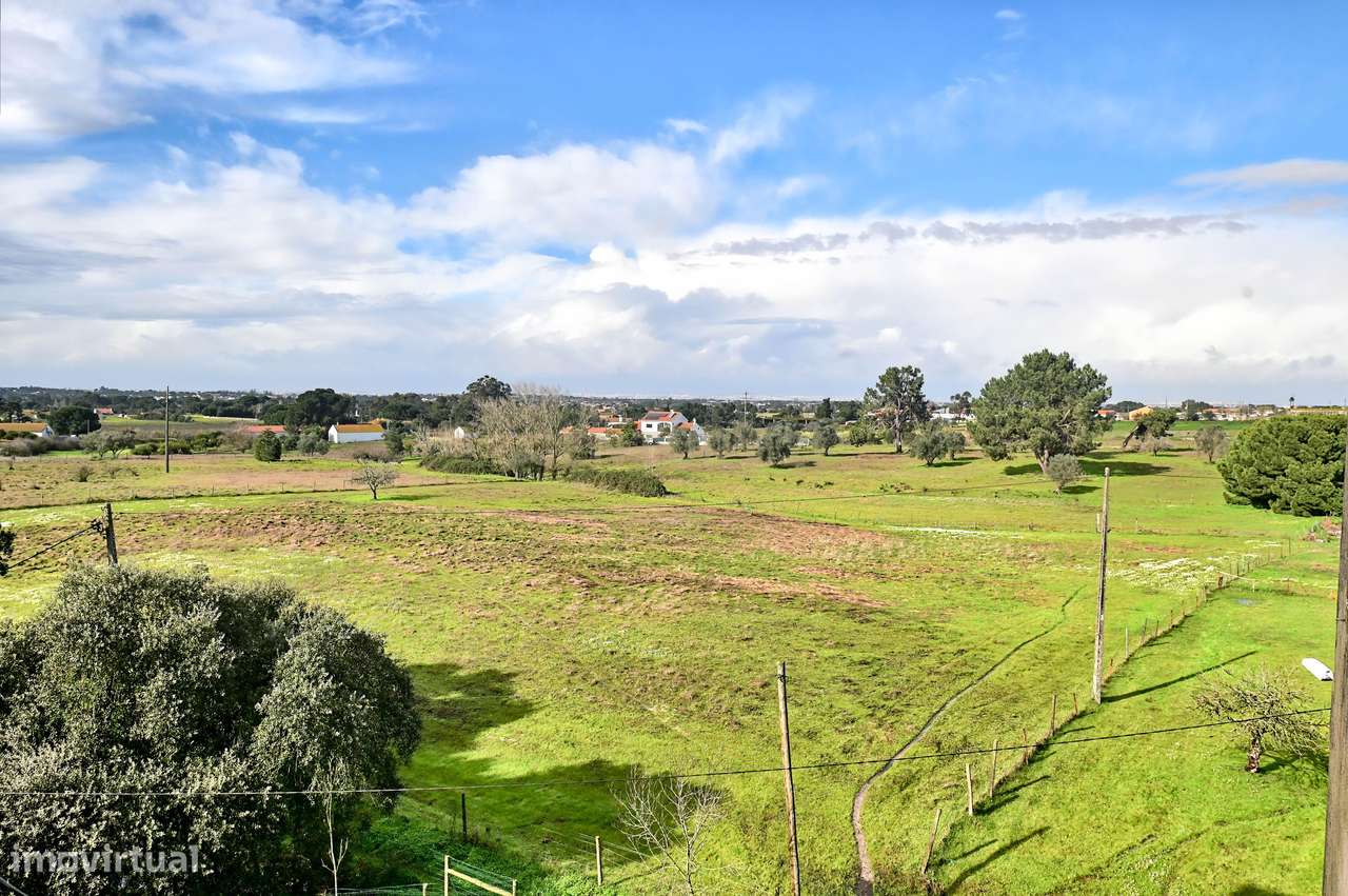 Apartamento Renovado T2 em Pinhal Novo-22