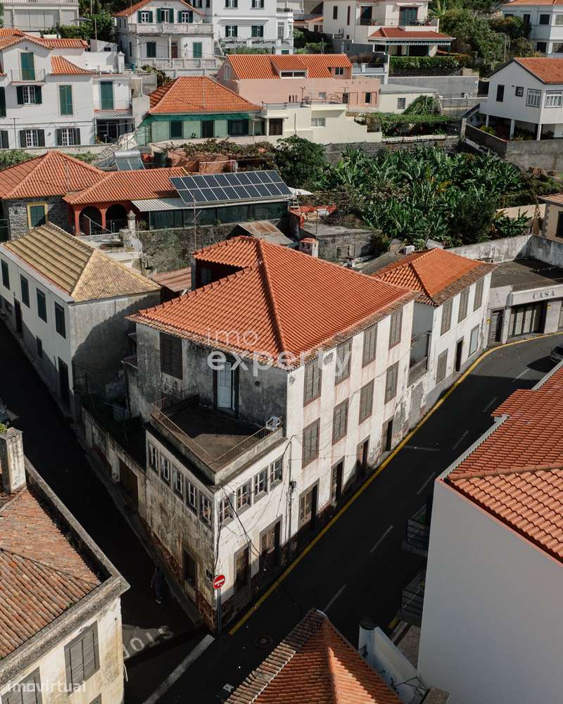 Edifício histórico com projeto aprovado no coração do Funchal-48