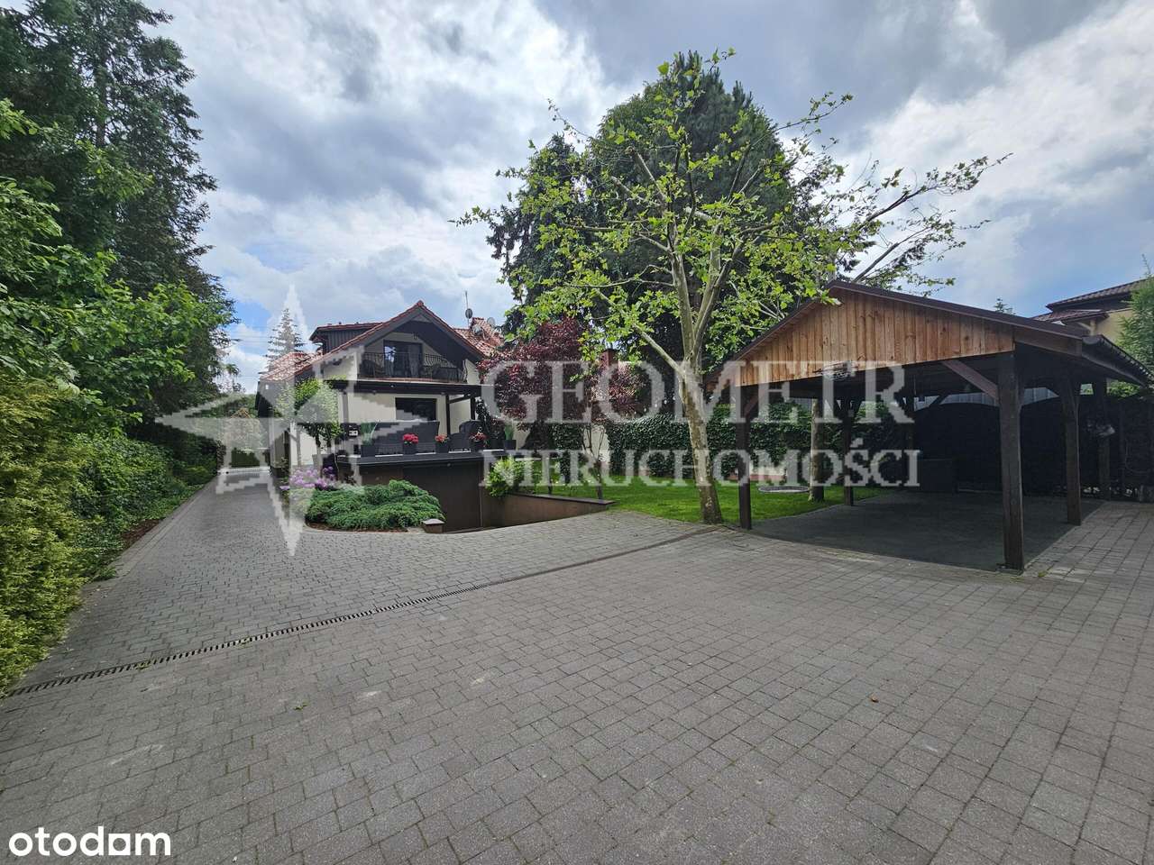 dom na Bukowcu, blisko kompleksu leśnego-17