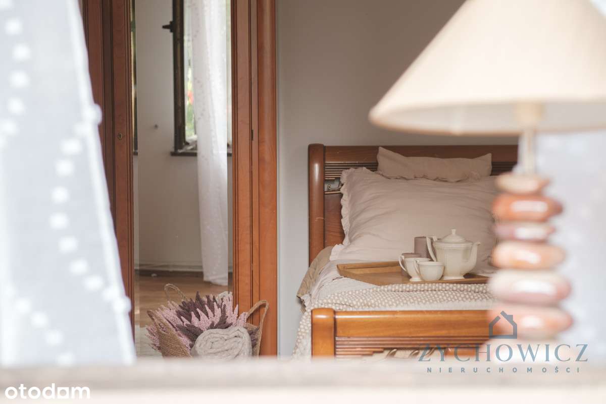 Dom w Wilkowie – przestrzeń, prywatność i natura-6