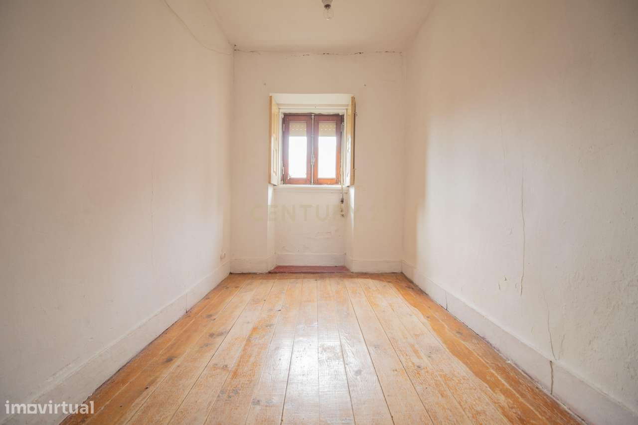 Moradia para recuperar com 250 m² em Vila Verde – Figueira da Foz-23