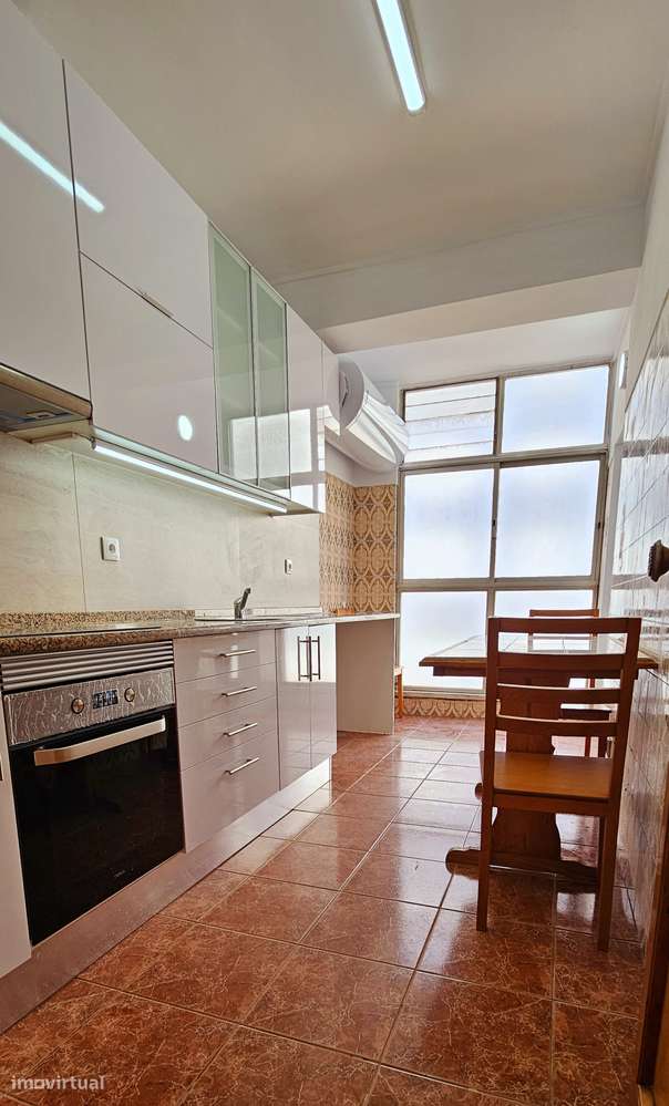 T3 no Centro do Laranjeiro-0