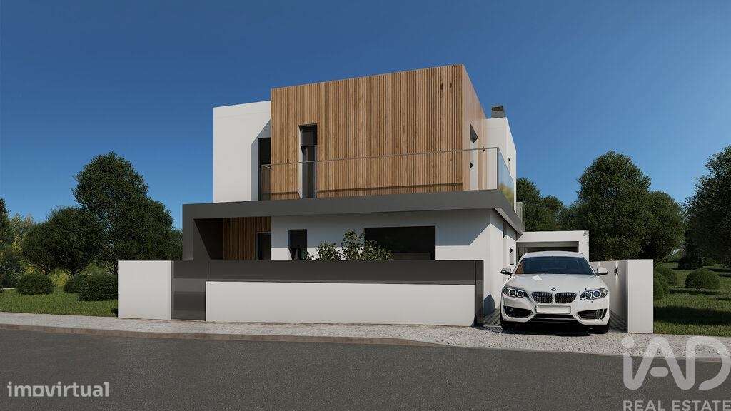 Casa T4 em Amora de 149,00 m2 - Grande imagem: 2/13