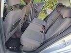 Volkswagen Golf Plus 1.6 FSI Comfortline - 6