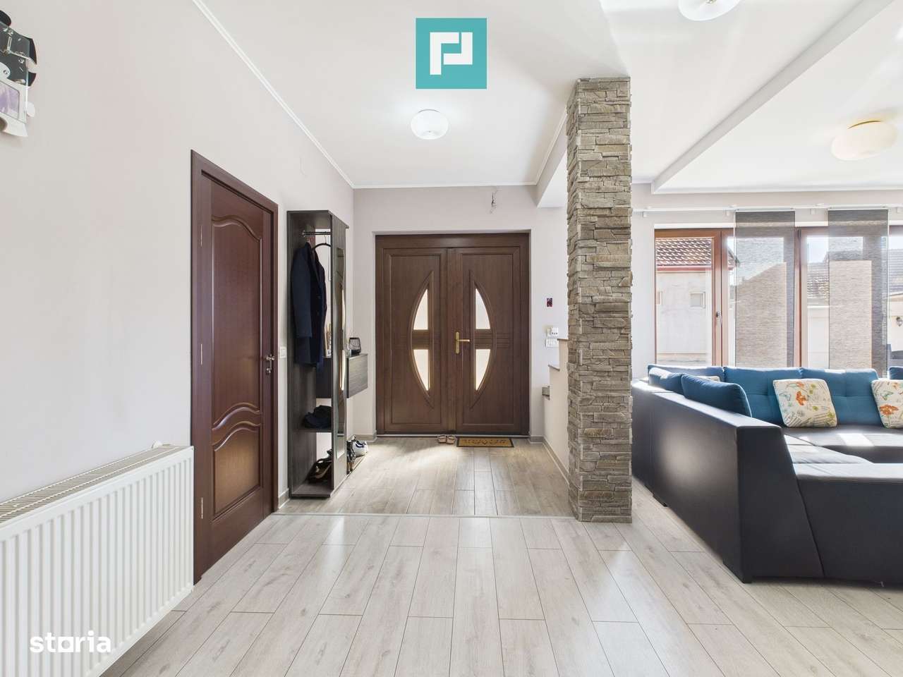 Casă modernă cu 2 corpuri, 5 camere în Pecica-9