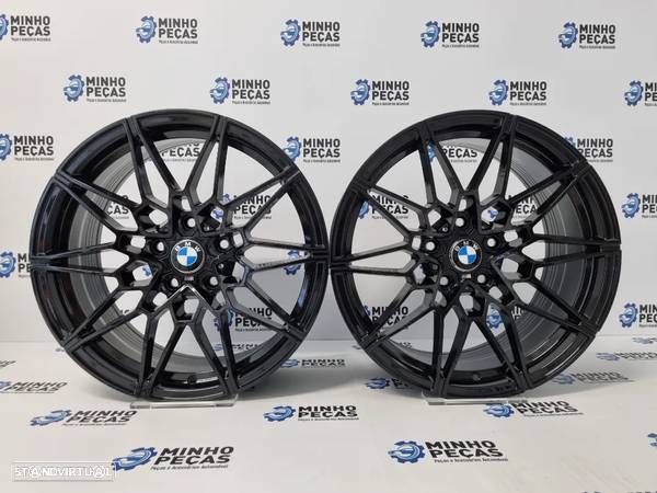 Jantes BMW 826M M4 Competition 2021 em 18 Preto Brilho (5x120) - 1