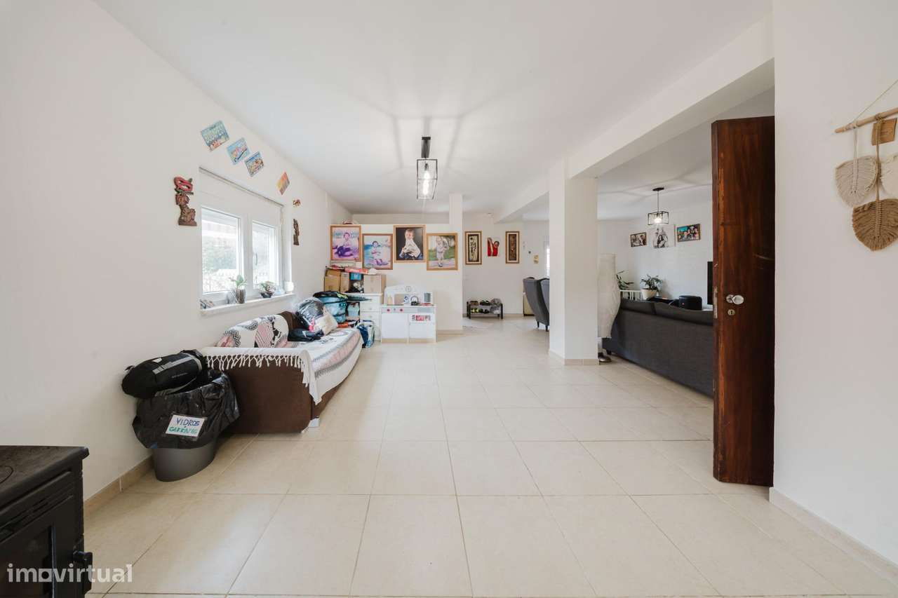 Moradia Independente em Caneças, Odivelas - T3+5-2