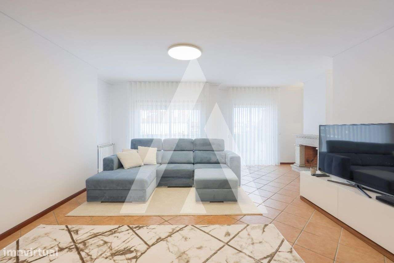 Apartamento T4 Duplex na Praia da Barra com Piscina - Grande imagem: 5/38