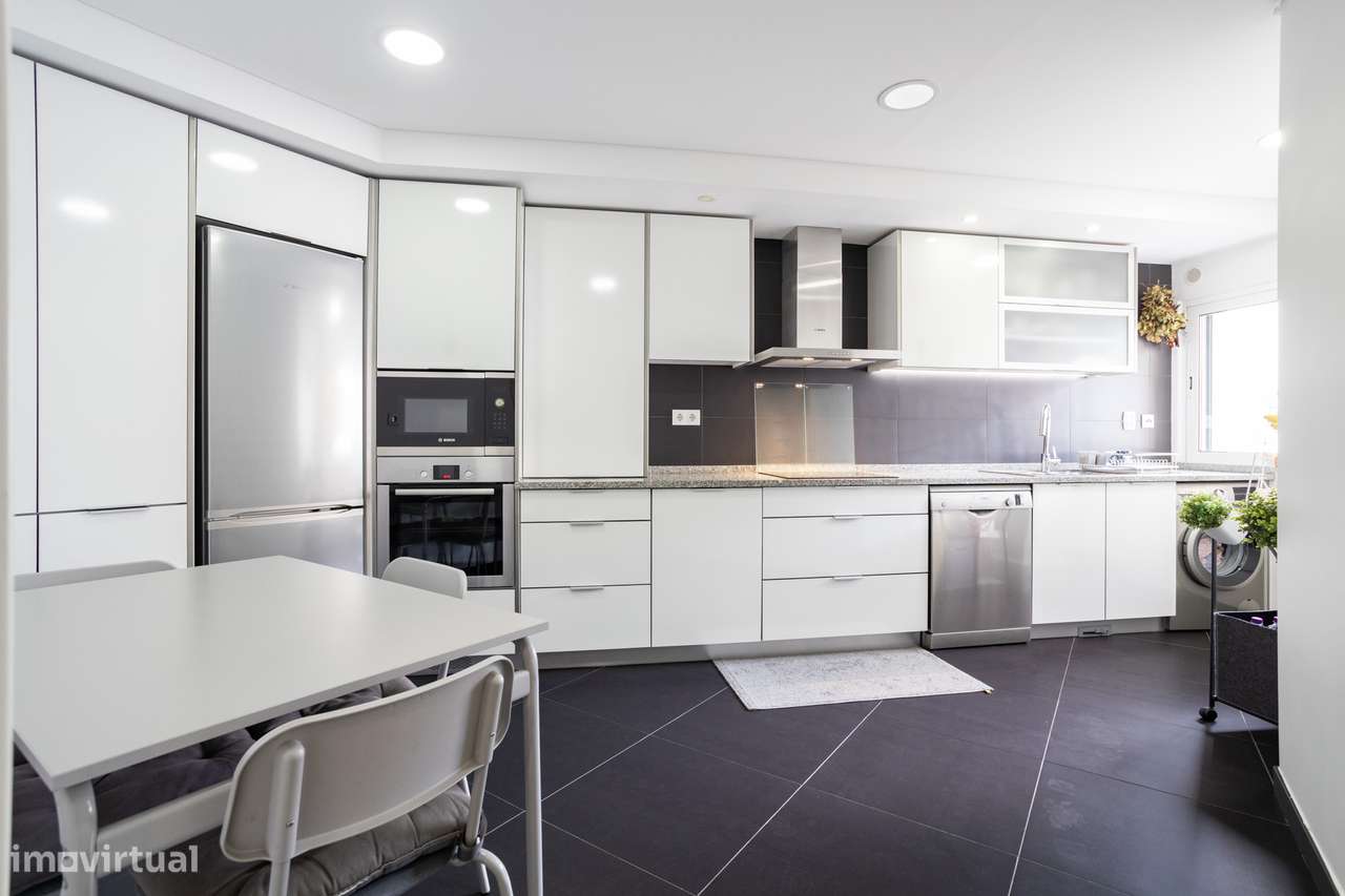 Apartamento T3 com 163 m², Box e Arrecadação-6