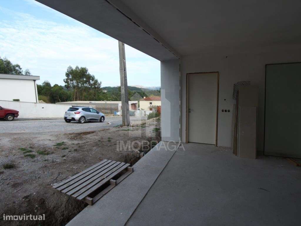 Moradia Geminada T3 Nova para Venda em Rendufinho - Póvoa de Lanhoso-31
