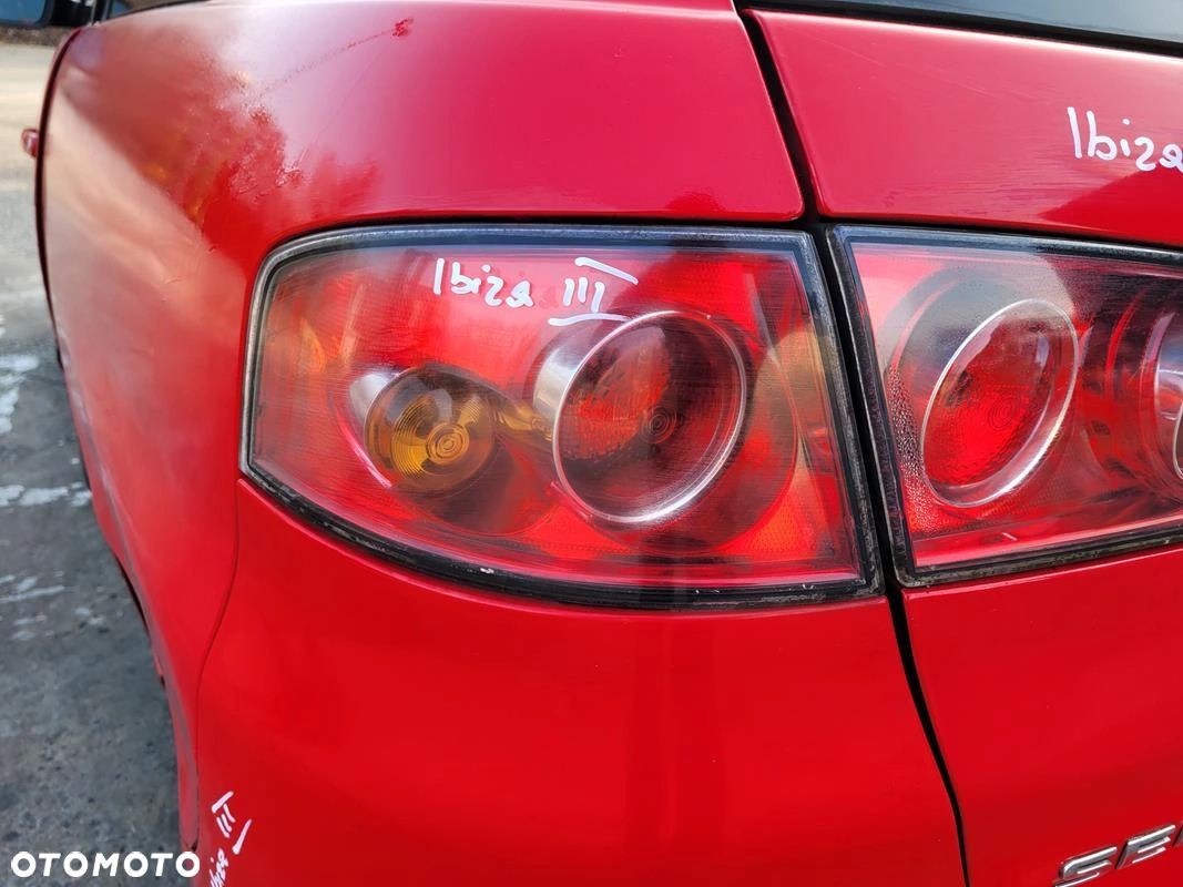 Ibiza III 3D Lampa tylna tył lewa prawa kompletna z wkładem - 1