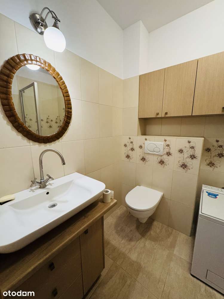 2. Pokoje, duży balkon, cicha okolica.-10