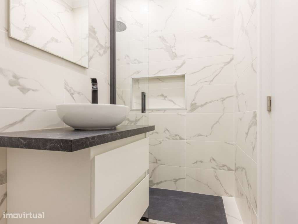 Apartamento T1 renovado | Amora-Seixal | Vista desafogada-12
