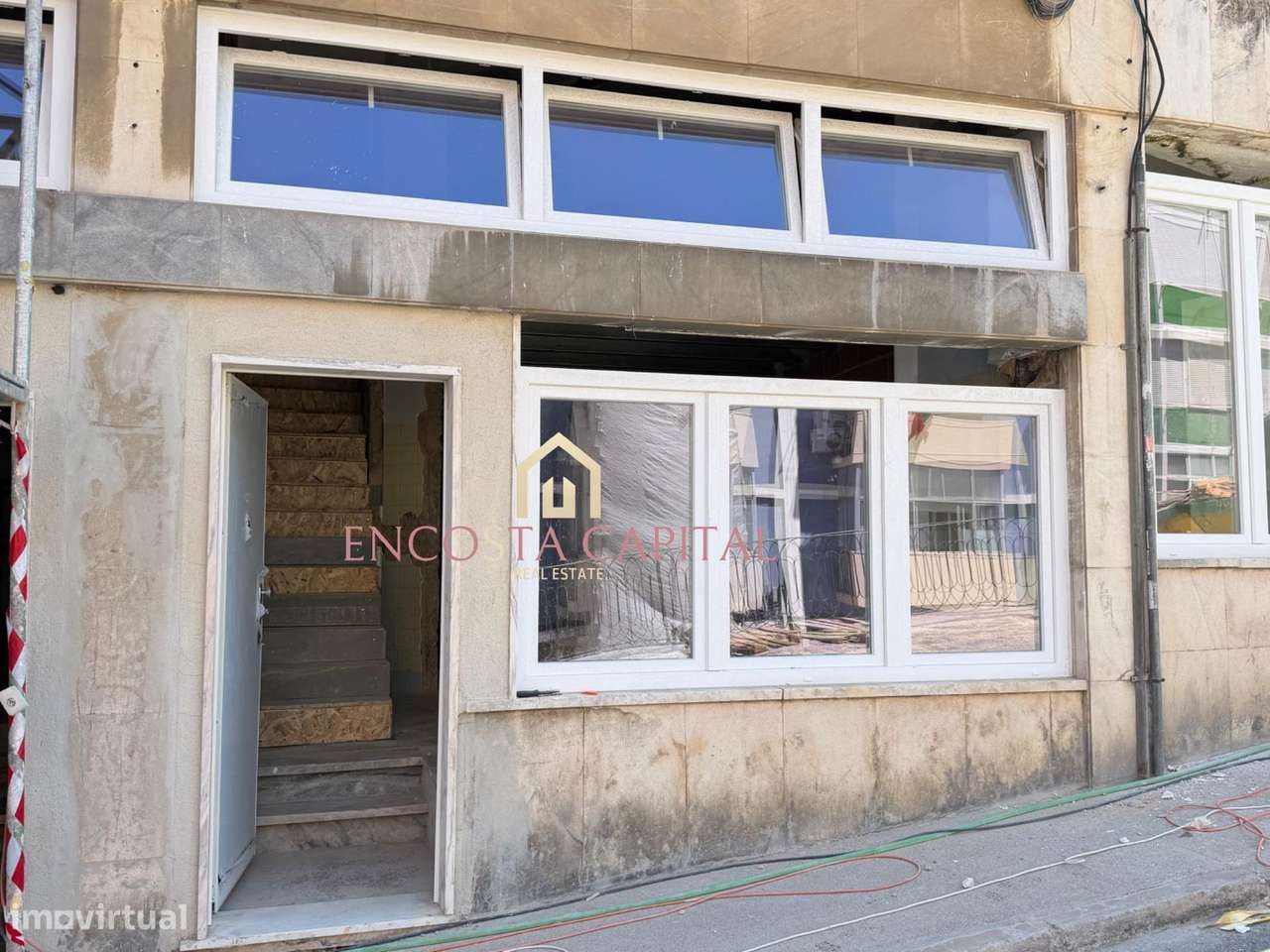 Apartamento T1 com mezanime Sacavém-14