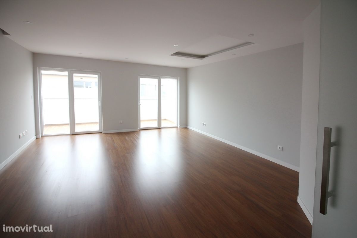 Apartamento de 2 assoalhadas em Parede, Cascais, Lisboa.