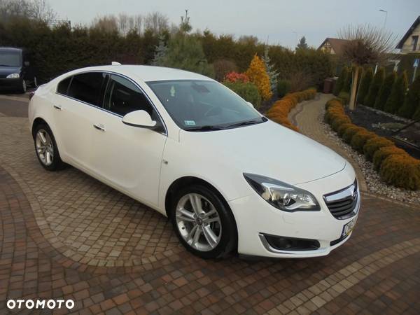 Opel Insignia 2.0 CDTI 4x4 ecoFLEX Start/Stop Business Edition - 1