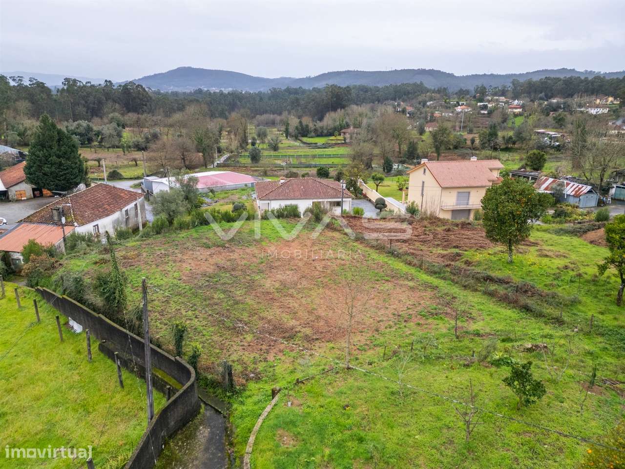 Terreno Para Construção  Venda em Freiriz,Vila Verde - Grande imagem: 4/28