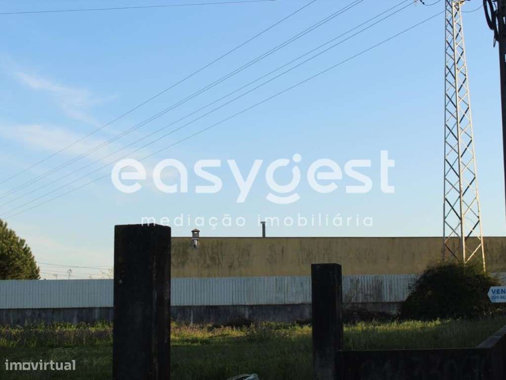 Terreno urbano em SJ Ovar para construção de moradias ou armazém - Grande imagem: 5/7