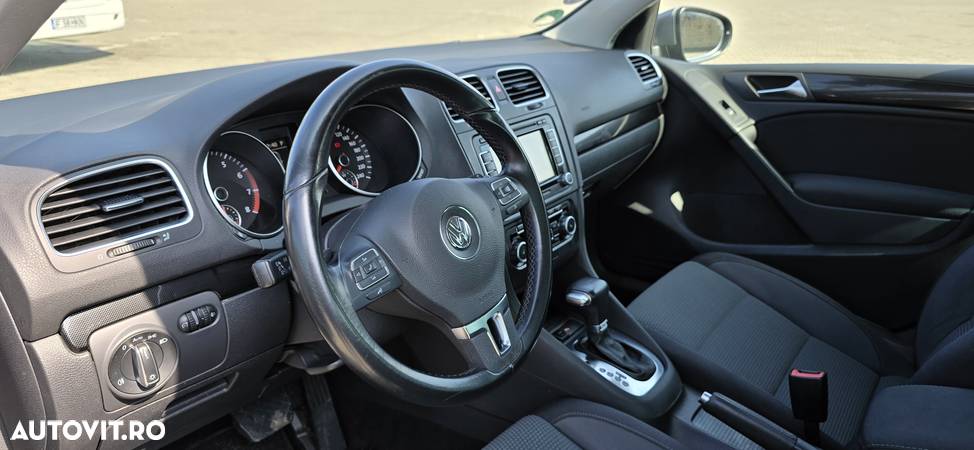 Volkswagen Golf - 17