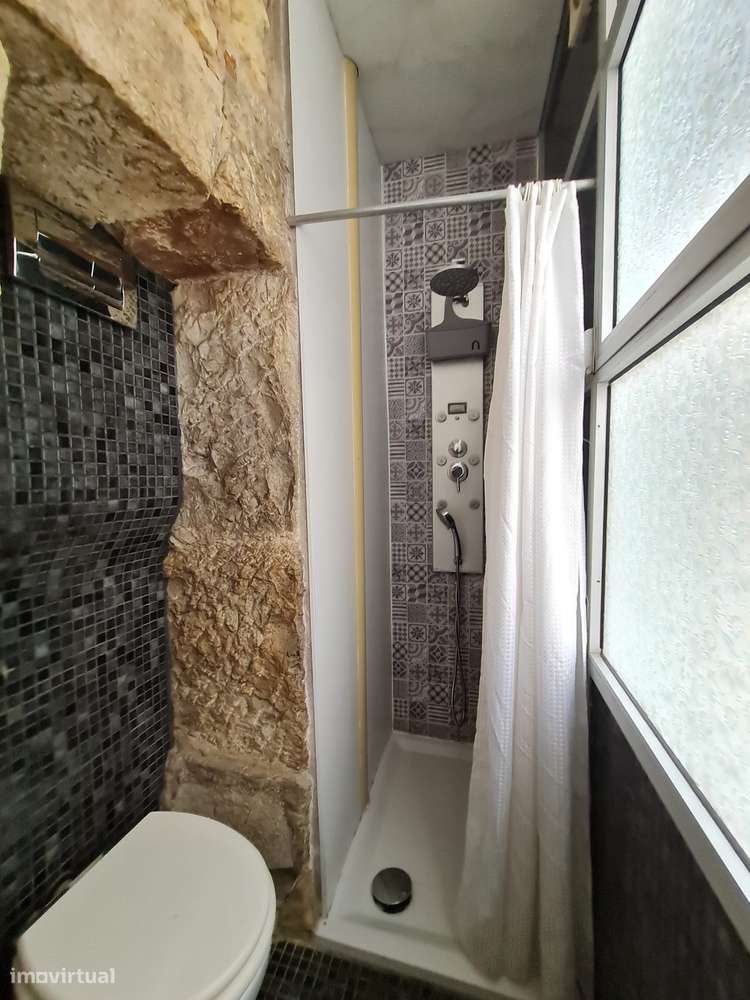 Apartamento T3 no coração de Lisboa-14