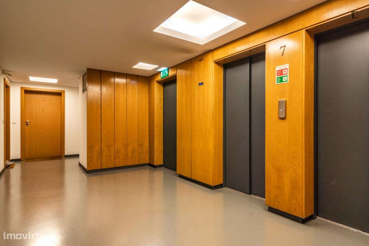 Apartamento com 1 quartos - localizado em Entrecampos Lisbon - Grande imagem: 3/9