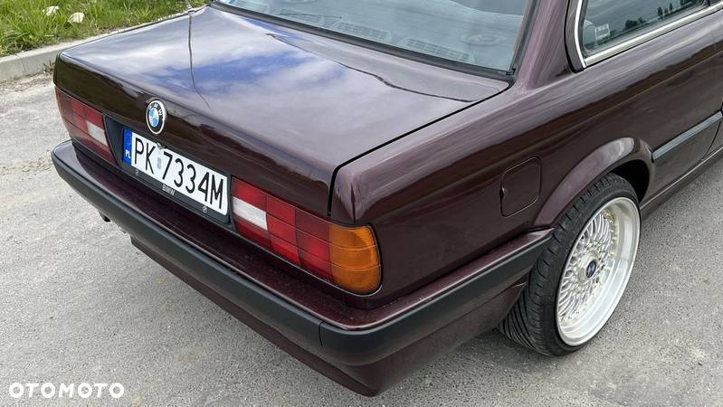 BMW Seria 3 316i - 13