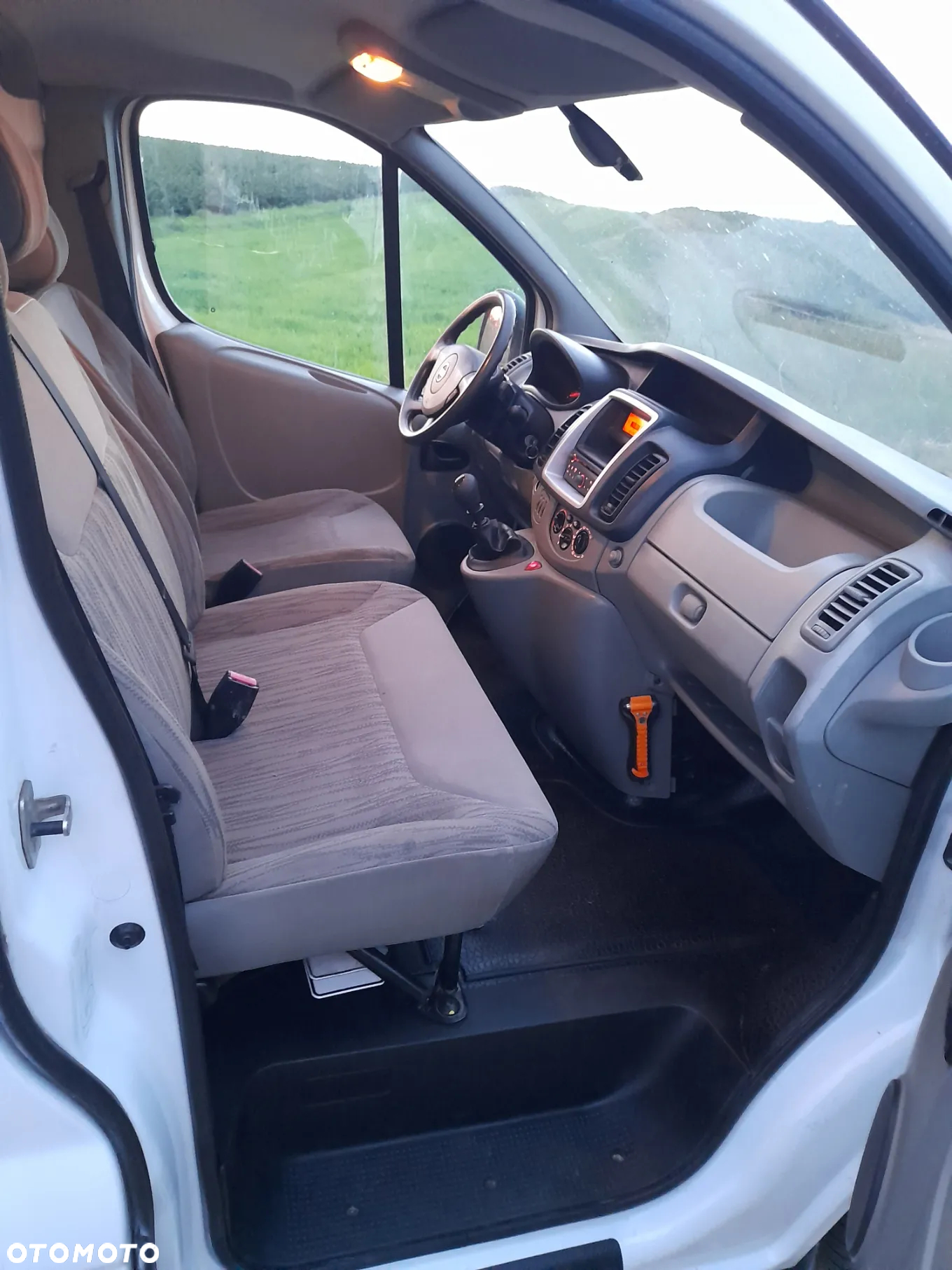 Opel Vivaro - 13