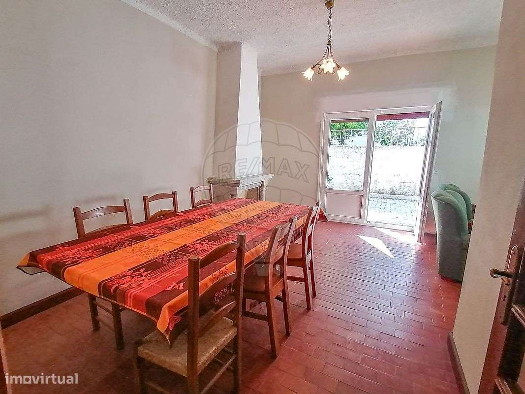 Moradia T5 para venda-24