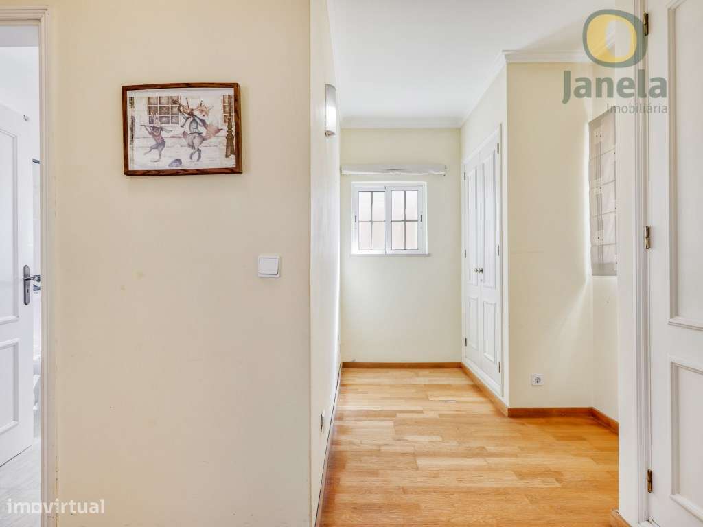 Moradia T3 com Garagem e Piscina no Vila Sol-7