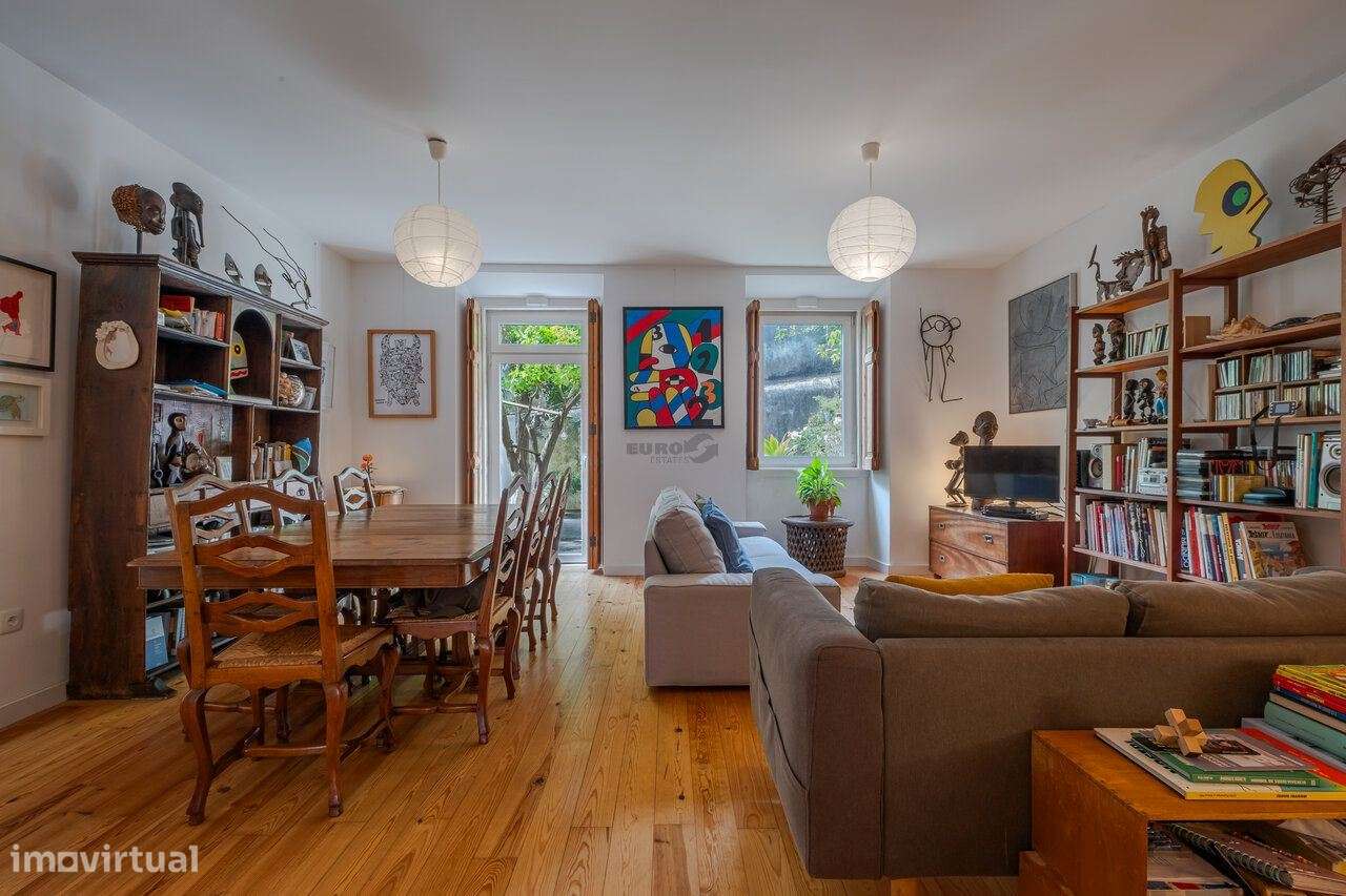 Moradia duplex na Graça com 5 Quartos e Jardim-13