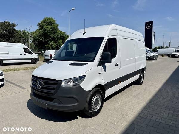 Mercedes-Benz eSprinter - 2