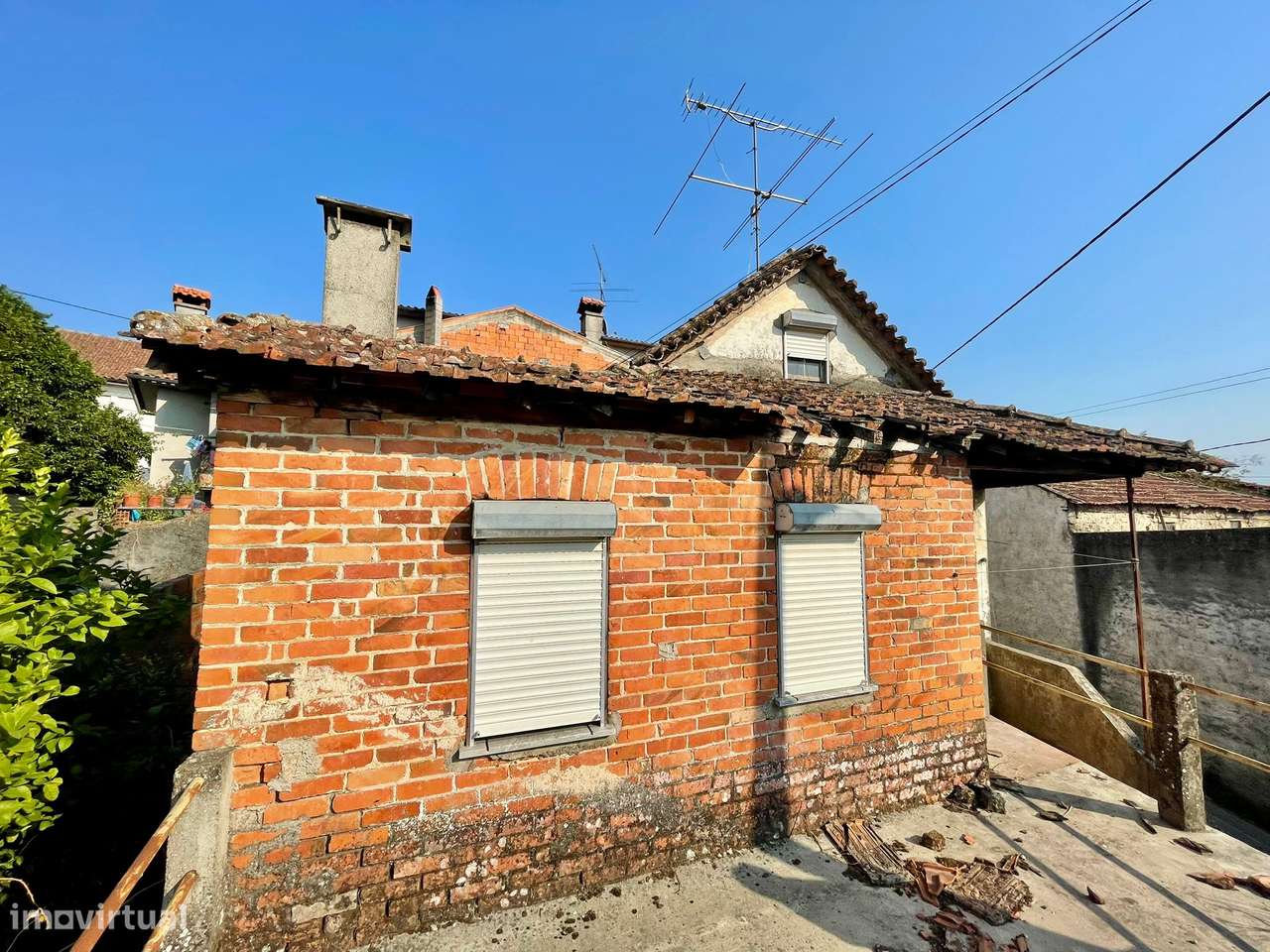 Moradia para Restaurar em Lobão da Beira, Tondela - Grande imagem: 4/6