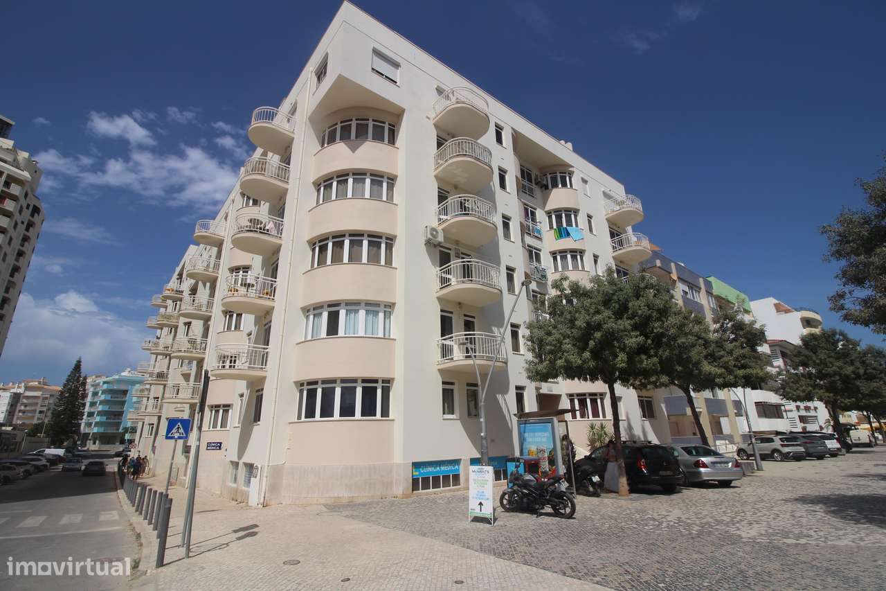 Armação de Pêra T1 Primeira Linha com Garagem, Pronto a Habitar-0