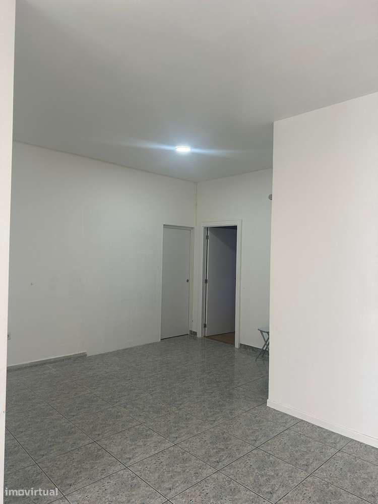 Loja Zona Central de Benavente - Grande imagem: 4/10