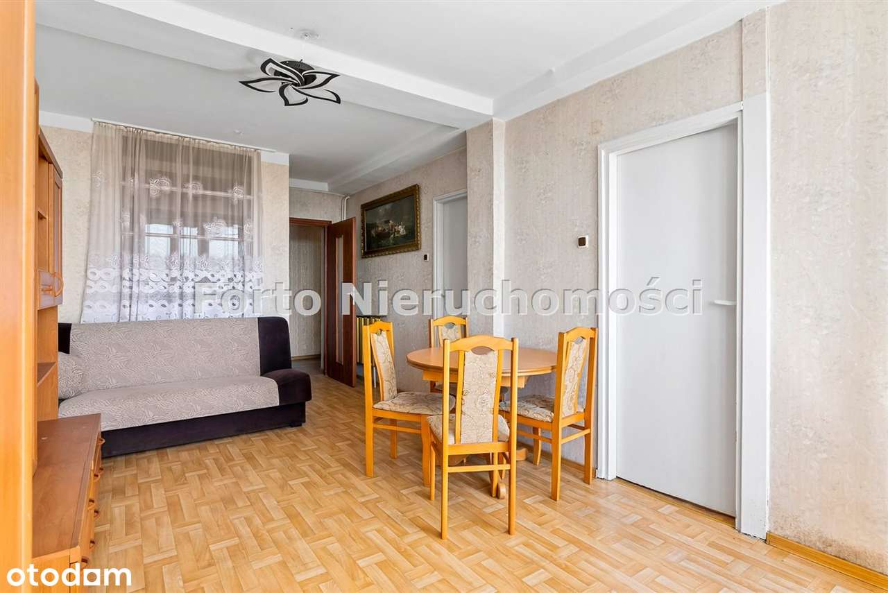 Superjednostka13 piętro widok na panoramę Katowic-16