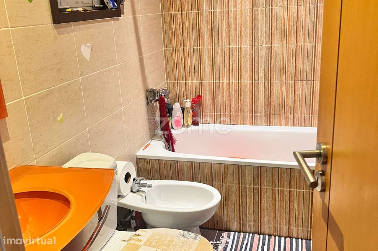 Apartamento T2 Laranjeiro-4