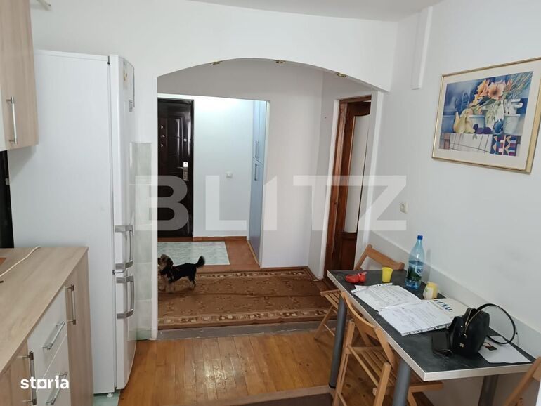 apartament doua camere decomandat