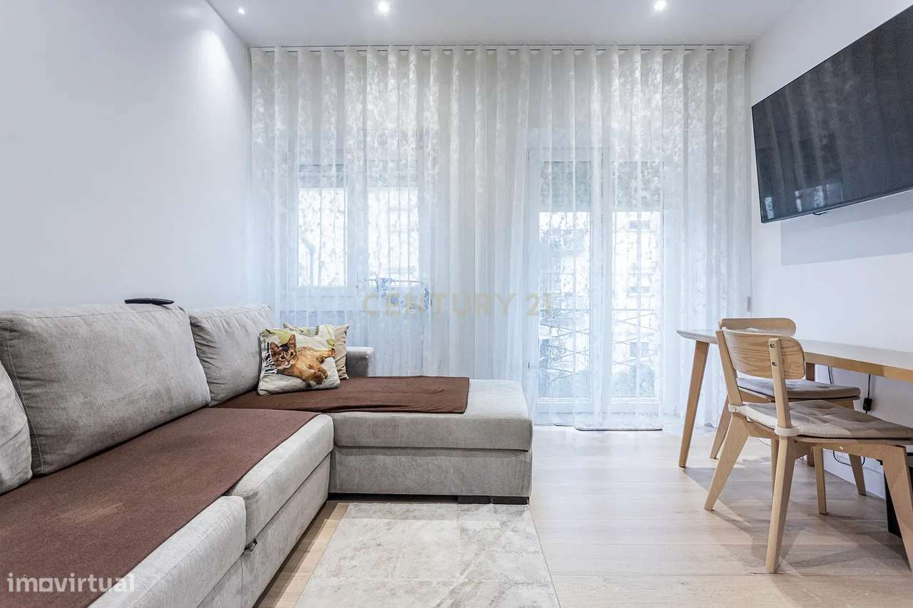 Apartamento T1 Renovado em Alvalade, Lisboa - Grande imagem: 2/14