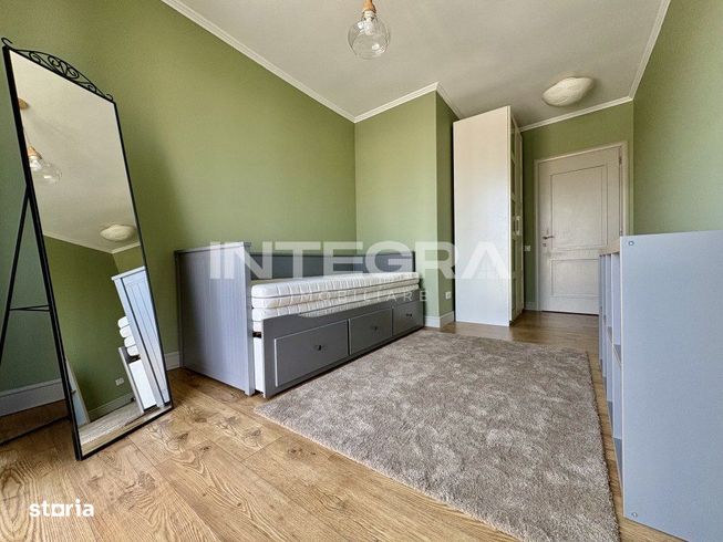 Vand Apartament  | Central 3 Camere cu Terasa | Strada Paris | Zona M.-18