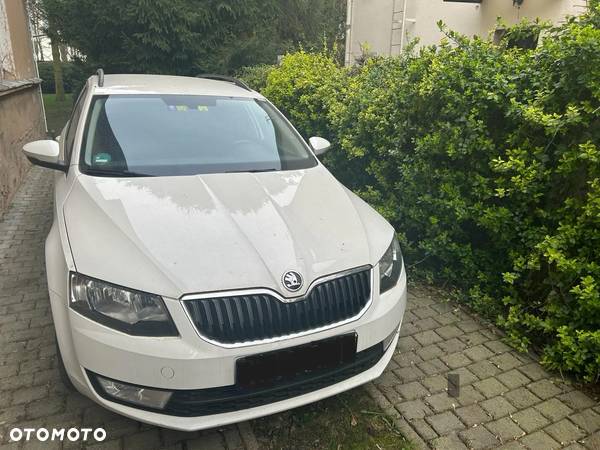 Skoda Octavia 1.6 TDI Ambition DSG - 1