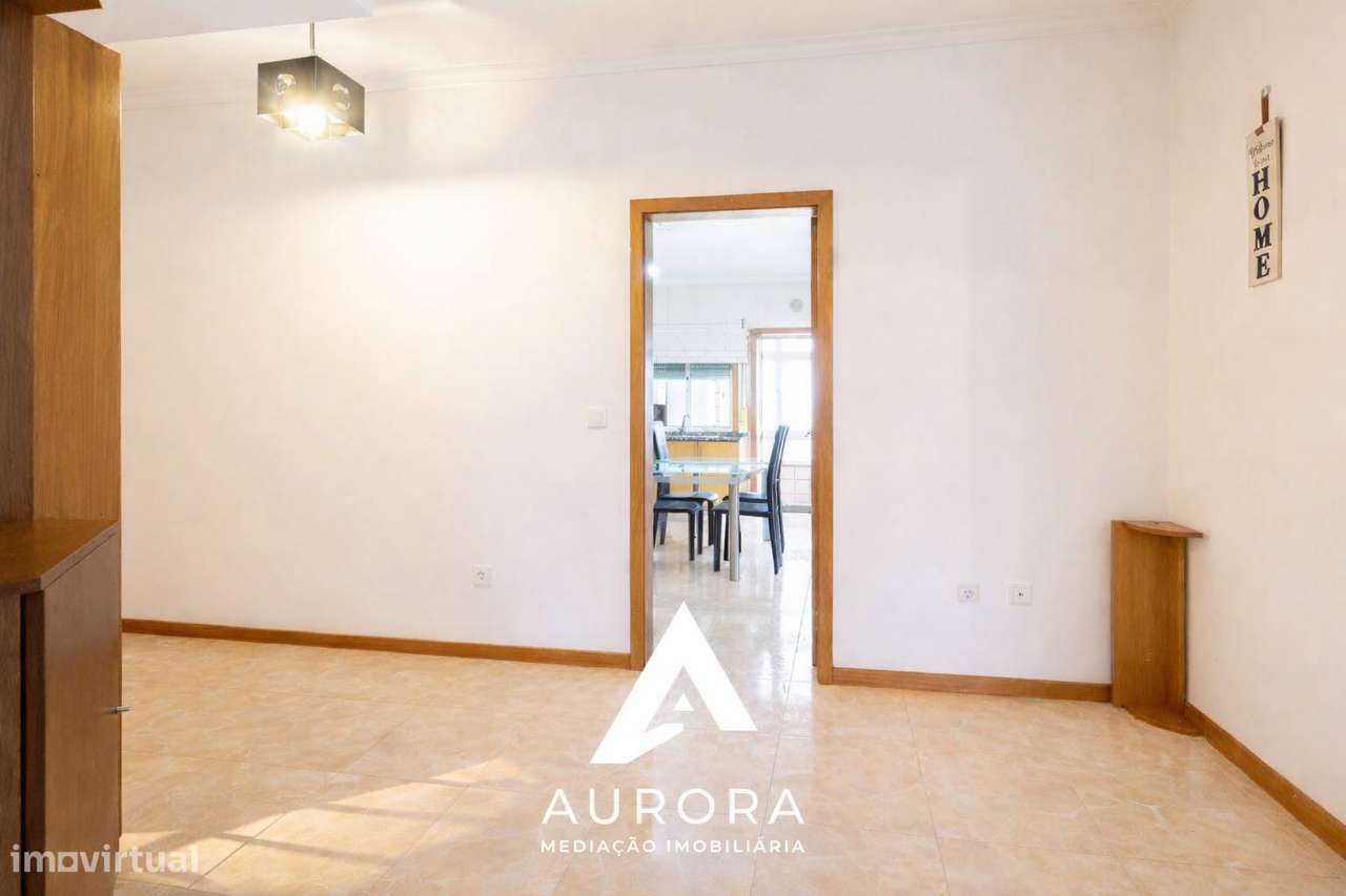 Apartamento T3 Venda em Oliveira de Azeméis, Santiago de Riba-Ul, Ul,-8