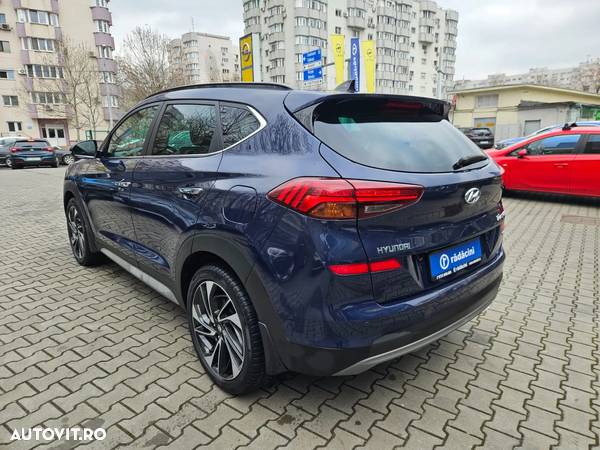 Hyundai Tucson 2.0 CRDI 4WD 6AT Luxury Pack+ - 3