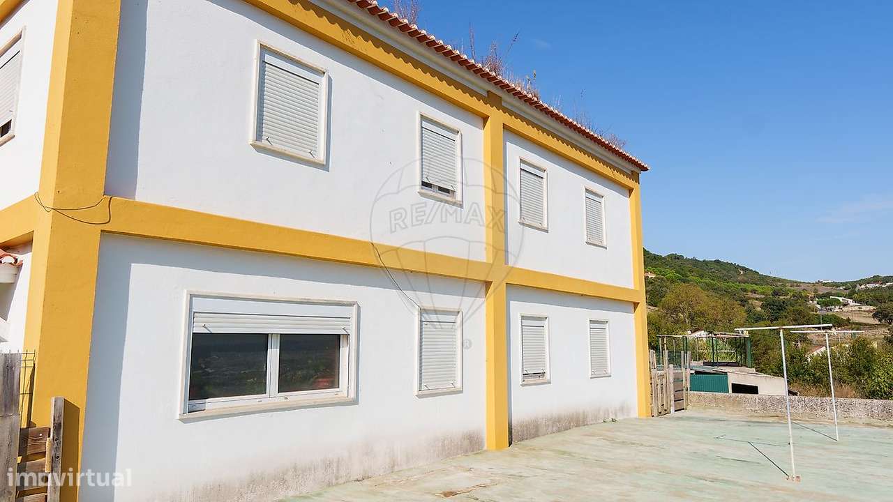 Moradia T4 para venda-9