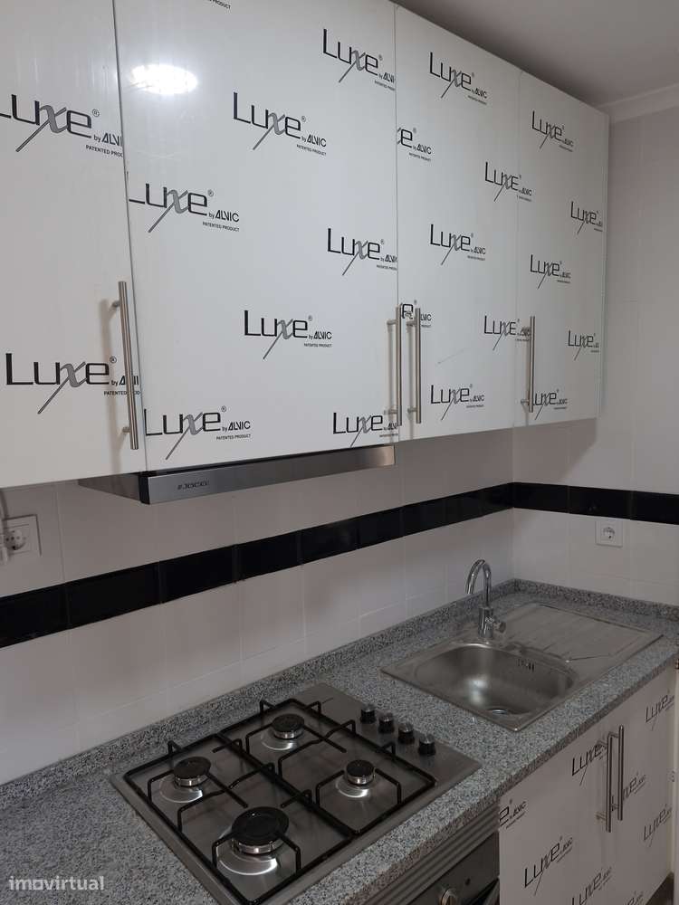 Lisboa: Incrível T1 com vista rio - Disponibilidade final Janeiro - Grande imagem: 4/12