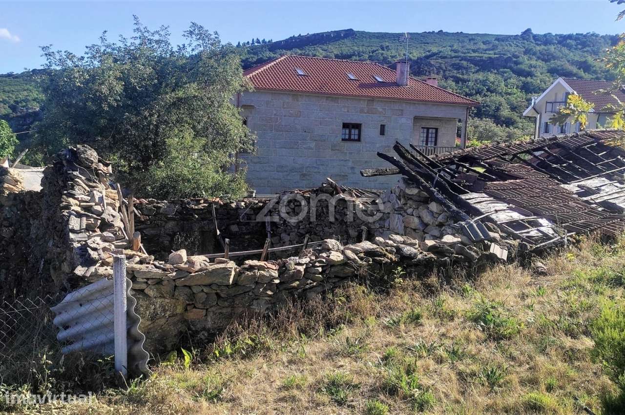 Moradia com terreno, em Padroso, Montalegre - Grande imagem: 5/17