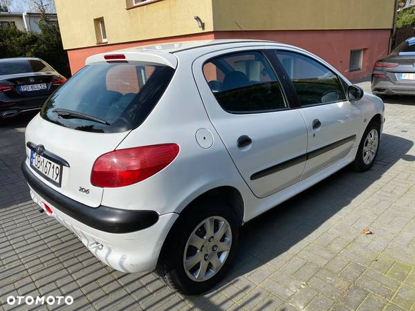 Peugeot 206 1.1 XR - 2