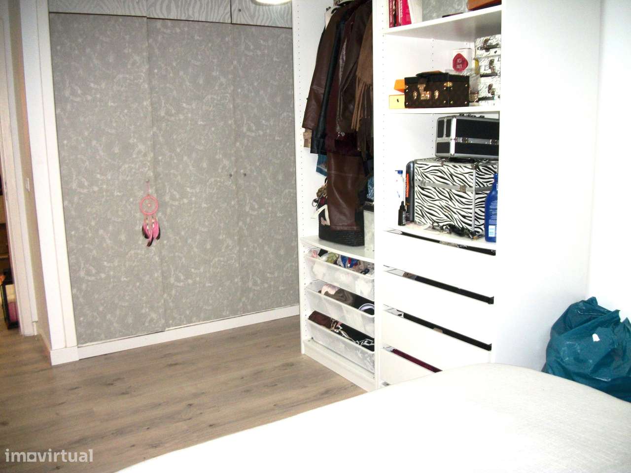 Apartamento T2 Renovado em Mem Martins-15